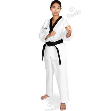 Dobok met zwarte kraag