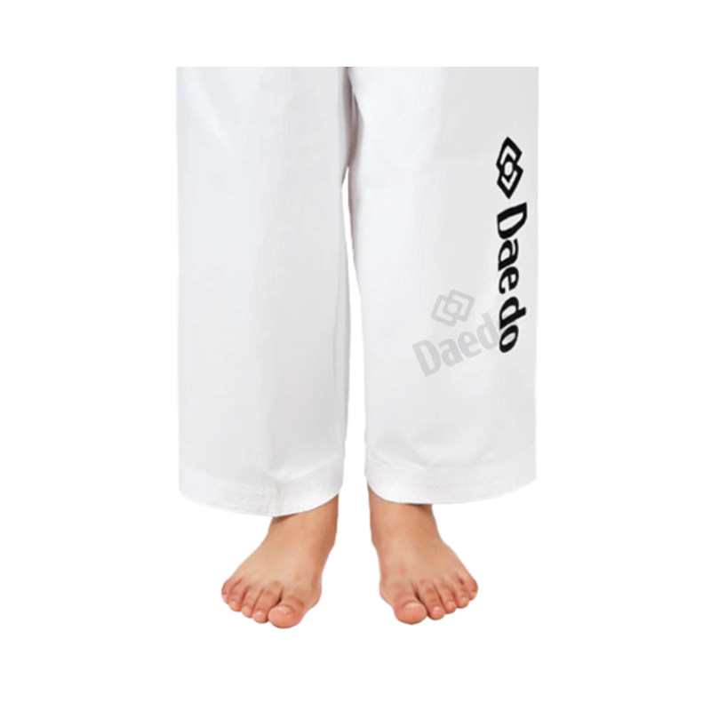 Dobok "Seoul" met zwarte kraag