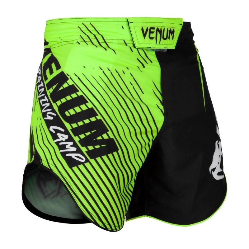Fightshort court Venum Training Camp 2.0 - Noir/Jaune Fluo